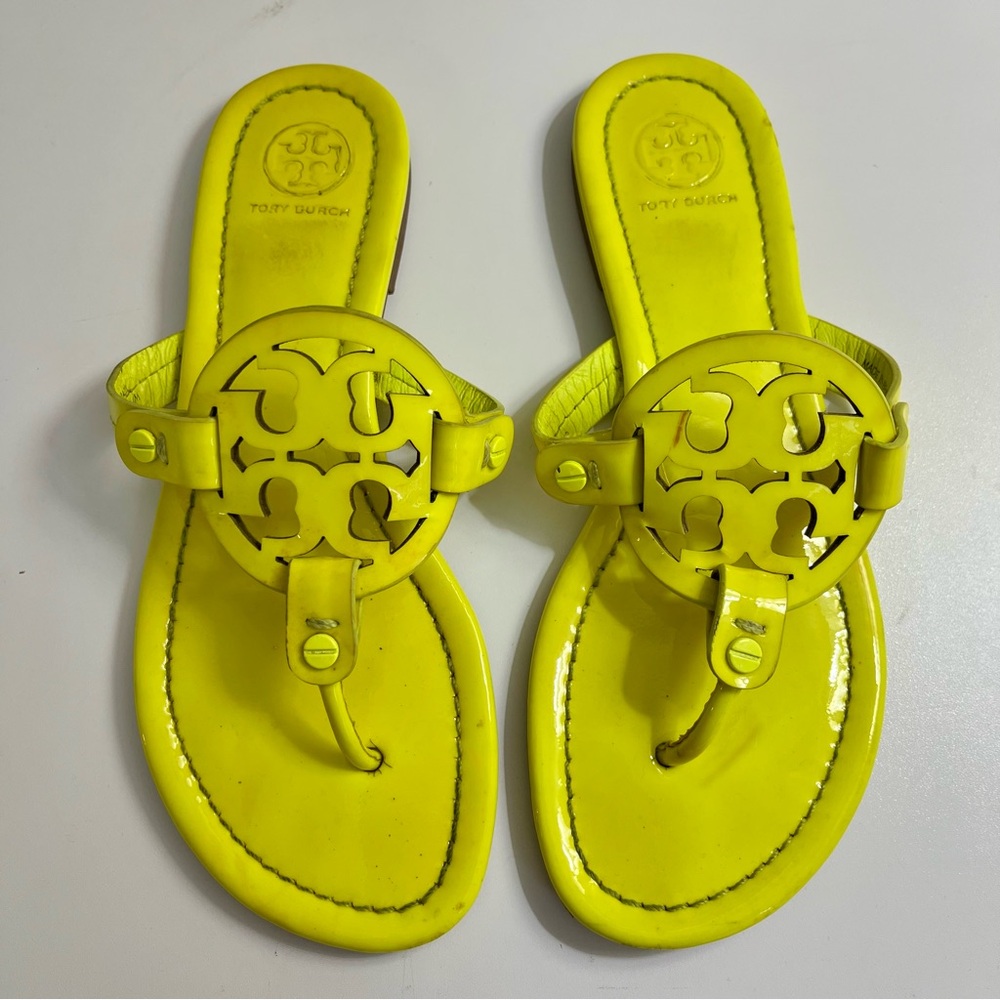 Tory Burch Neon Yellow Miller Patent Leather Sandals Size 6.5 - Picture 2 of 8